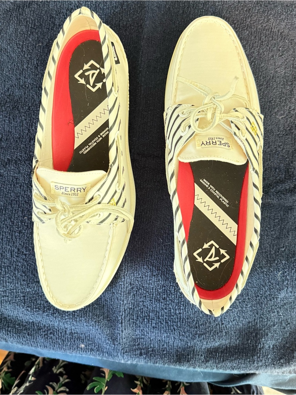 Sperry-bionic off white Striped Boat Shoes with Red Insole Accents